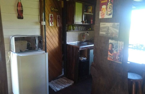 Alfredo Wagner Cabin | Cozy rustic cabin in Alfredo Wagner, SC, pets allowed.