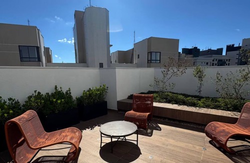 Cristo Rei Apartment | Cozy studio across from the Botanical Garden in Curitiba, PR