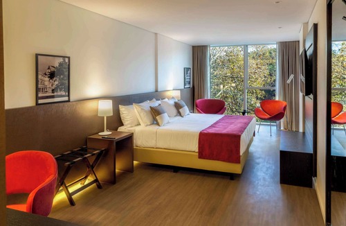 La Plata Hotel | Dazzler by Wyndham La Plata