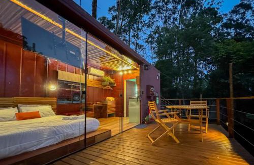 Mairipora Hotel | Deck Tiny House
