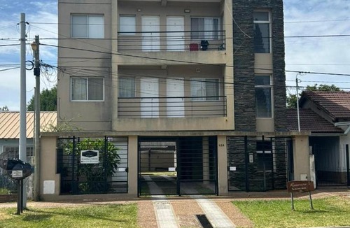 Colon Apartment | Departamento dos dormitorios con cochera zona terminal ómnibus Colón