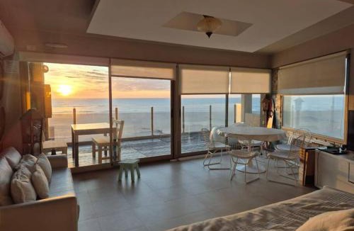 Las Gaviotas Apartment | Departamento frente al mar