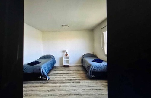 Macrozona Meseta Cerro Calafate Apartment | Depto 4 pax 2 baños con Starlink y estacionamiento cerca de terminal y centro