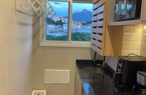 Santo Cristo Apartment | diCarol in Porto Maravilha with a view of Christ the Redeemer: cozy + pool + security + garage