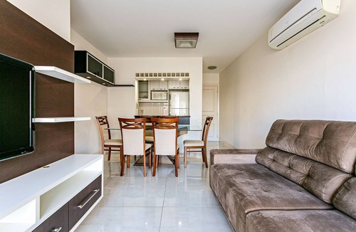 Centro Apartment | Dining | Partial Sea View | Walkable #CA28