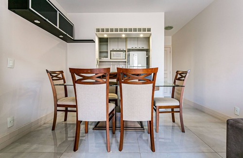 Centro Apartment | Dining | Partial Sea View | Walkable #CA28