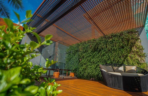 Sorriso Hotel | Discover Peaceful Comfort in Sorriso | Free Parking, Breakfast + Pool Access