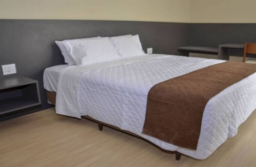 Simoes Lopes Hotel | Downtown Pelotas Stay | Pool+Gym Access | Guarany Theater - 0.5 miles