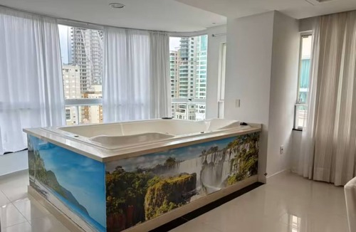 Itapema Apartment | Duplex Penthouse with Hot Tub, BBQ and 4 Suites