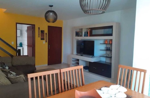 Jardim Flamboyant Apartment | Duplex penthouse without garage, maximum 8 people. NO GARAGE