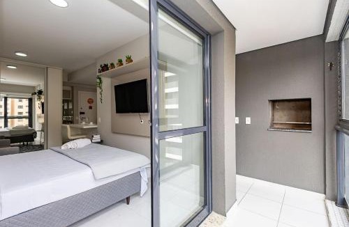 Bigorrilho Apartment | Edifício Champagnat Office