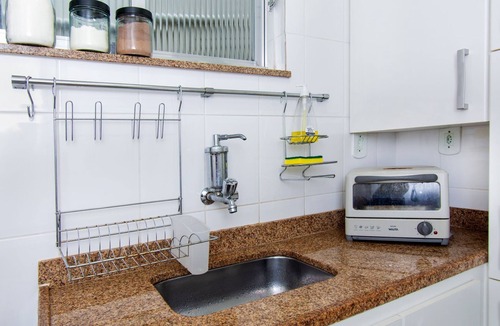 Copacabana Apartment | Encantos de Copacabana - 5 Guests and Comfort
