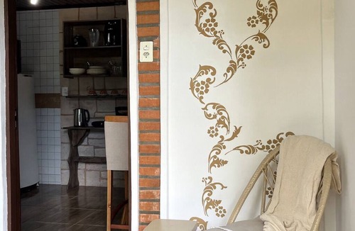 Pantano do Sul Ski Chalet | Enjoy nature just 50m from the beach at Chalé Cutia.
