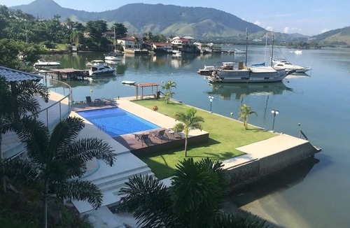 Pontal Apartment | Enjoy this marvel! Oceanfront!