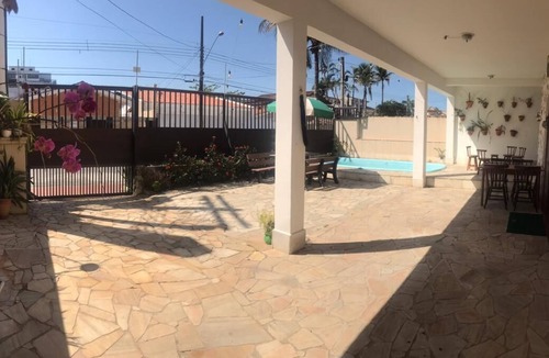 Enseada House | Enseada House with 5 Suites Near. TO THE SEA FOR FAMILIES