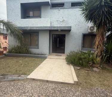 Yocsina Villa | Espectacular Casa en Barrio Privado con pileta gran parque y vista panorámica