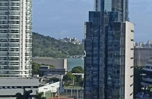 Enseada do Sua Apartment | Excelente e moderno apartamento com linda vista