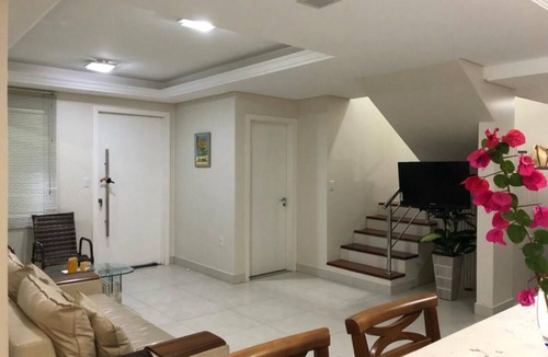 Bombas House | Excellent House on Bombas Beach, Bombinhas, SC Coast
