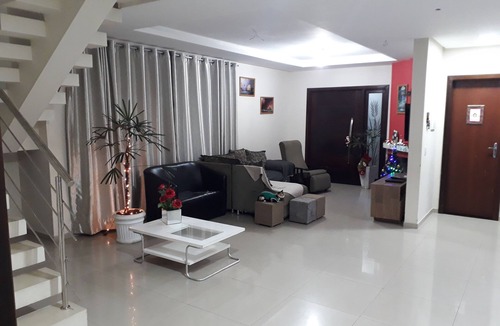 Capao da Canoa House | Excellent two-story house, 4 bedrooms, en-suite, sleeps 10, air conditioning, TV, Wi-Fi, near the beach and city center.