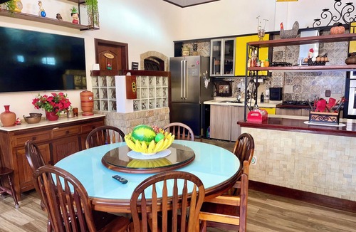 Penedo House | Experience tranquility and well-being in this charming rustic house in Recanto da Serra.