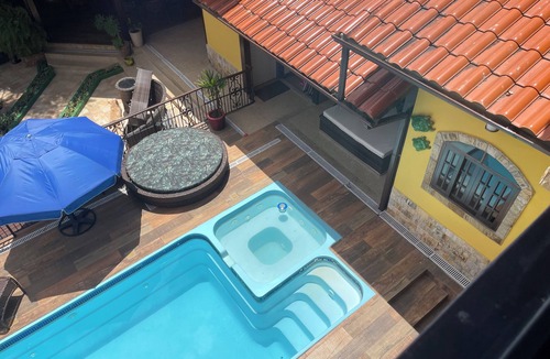 Penedo House | Experience tranquility and well-being in this charming rustic house in Recanto da Serra.