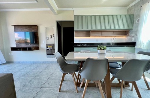 Canto Grande Apartment | Explore Mariscal a 150 M da Praia - V1