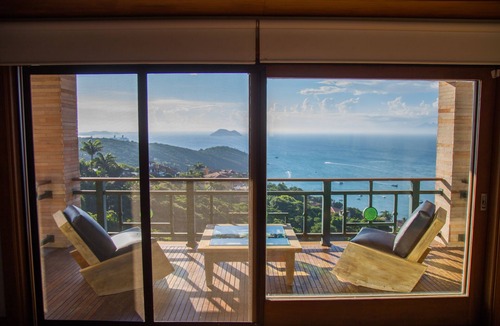 Joao Fernandes House | Facing the sea, in Joao Fernandes, the best view, Buzios, Bella Vista Mansion