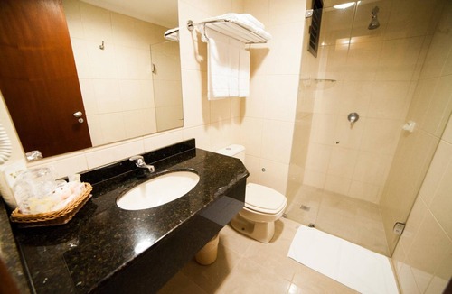 Centro Hotel | Family-Friendly Stay w/Free-Breakfast | 1.2mi to Cathedral & City Attractions