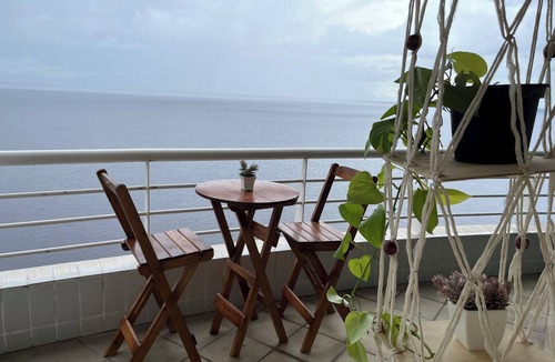 Ponta Negra Apartment | Flat River View - With a balcony and spectacular views of the Rio Negro.