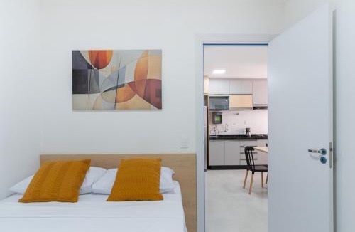 Centro Apartment | Flo - 106 Central, 2 quartos com Ar, lava-seca e academia