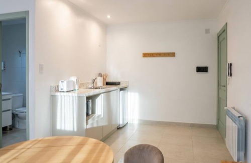 Azul Apartment | For business travelers, self-service check-in.
