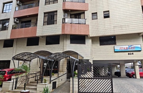 Itarare Apartment | Fully furnished apartment with parking, 400m from the beach.