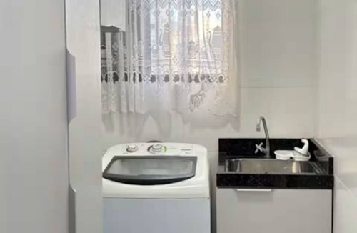 Andorinha Apartment | Fully furnished apartment in Meia Praia – Easy access and garage.