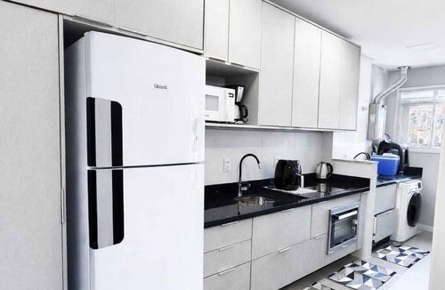 Ingleses Centro Apartment | Fully furnished apartment in the center of Ingleses. Do everything on foot. 300m from the beach.