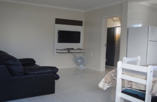 Ponta das Canas Apartment | Great 1-bedroom apartment (ground floor - T2) in Ponta das Canas, Florianópolis.