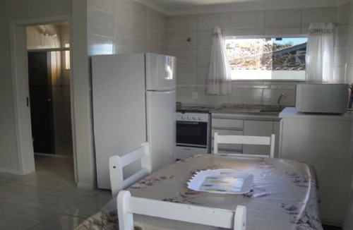 Ponta das Canas Apartment | Great 1-bedroom apartment (ground floor - T2) in Ponta das Canas, Florianópolis.