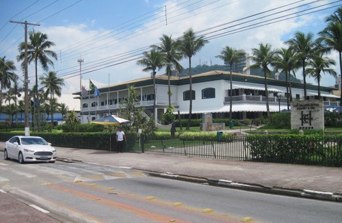 Jardim Sao Miguel Apartment | Guarujá-Ensenada Beach -200 meters from the beach super comfortable!