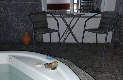 Canasvieiras House | Guest house with hot tub, grill, pet friendly.