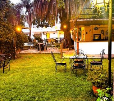 Monte Grande House | HAUS EDELWEISS, Casa Quinta en Monte Grande, Bs As, EZEIZA AIRPORT, GARDEN, SWIMMING POOL