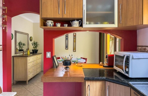 Carapicuiba Villa | Home with Gourmet Area & 3 Suites – Granja Viana
