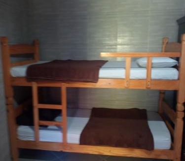 Mangaratiba Hostel | Hostel e restaurante kislev