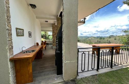 Campos do Jordao House | HOSTYN Casa Paraiso nas Montanhas, Condominio de Alto Padrão cercado pela Natureza