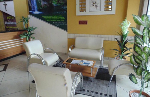 Tres Coracoes Hotel | Hotel Makarena