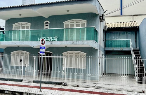 Centro House | HOUSE/21 PEOPLE/POOL/AIR/4 SPACES/BABY/BILLIARDS