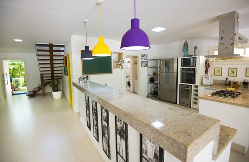 Praia do Forte House | House 70 meters from the beach, sleeps 14 people.