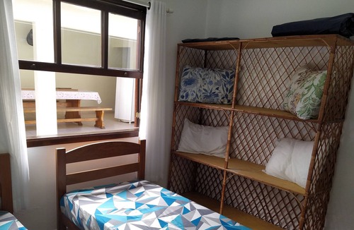 Jardim Casablanca House | House close to the beach with pool for 14 people