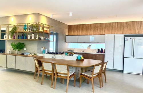Costa do Sol House | House in a gated community 80 meters from the beach with a swimming pool.