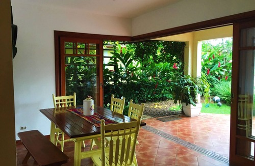 Parque Imperial Condo | House in a gated community, surrounded by lush nature and rivers for swimming.