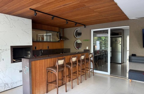 Goiania House | House in a gated community near the Goiânia racetrack.