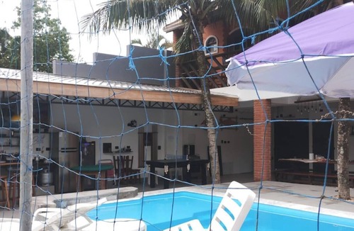 Jardim California Condo | HOUSE IN CONDOMINIUM. 2 SUITES + 1 BEDROOM, POOL, SMALL SOCCER FIELD, GAMES TABLE! 400M FROM THE BEACH